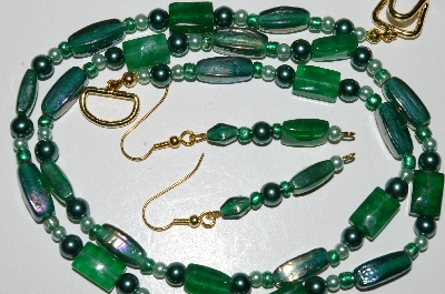 +MBA #B5-099  "Green Gemstone,Luster Green Glass Bead & Glass Pearl Necklace & Matching Earring Set"