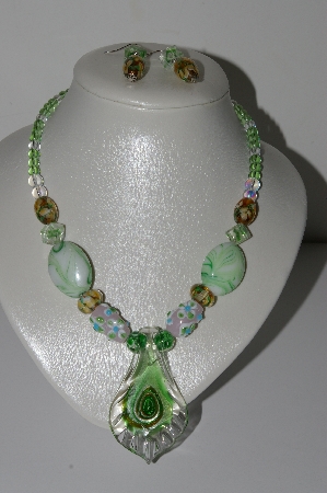 +MBA #B5-113  "Fancy Green,White,Pink & Brown Glass Lampworked Bead Necklace & Earring Set"