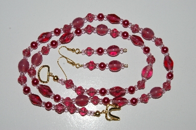 +MBA #B6-079  "Fancy Cranberry Glass & Pearl Necklace & Matching Earring Set"