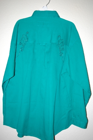 +MBAHB #25-010  "Full Steam Green Bead & Gemstone Shirt"