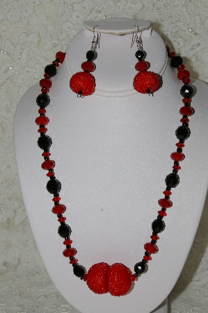 +MBAHB #33-056  "Fancy Red Hand Made Red Seed Bead Cluster Beads, Black Faceted Crystal Beads & Fancy Faceted Red Crystal Bead Necklace & Matching Earring Set"