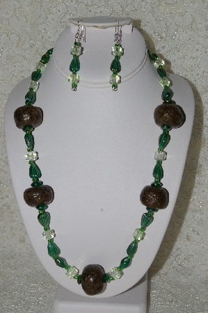 +MBAHB #33-002  "Fancy Round Hand Made Coffee Beads & Green Luster Glass Necklace & Matching Earring Set"