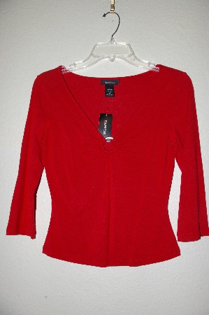 +MBADG #18-035  "Express Red Pullover Top"