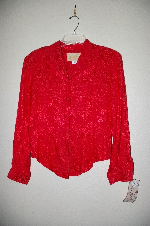 +MBADG #18-056  "New Frontier Fancy Red Floral Top"