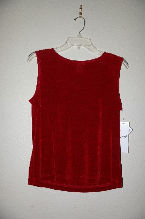 +MBADG #18-190  "The Travel Collection Red Knit Tank"