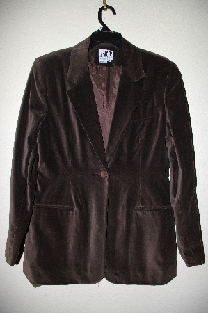 +MBADG #31-146  "J.R.T Brown Velvet Blazer"