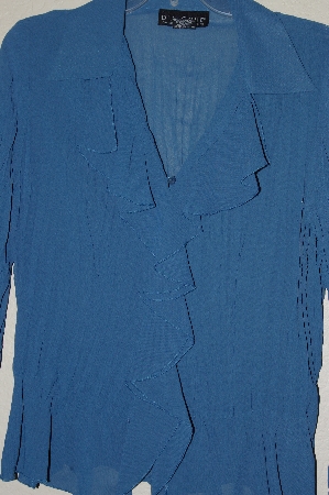 +MBADG #28-556  "Dialogue Green Fancy Design Crinkle Blouse"