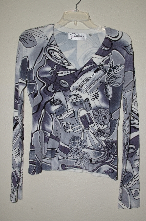 +MBADG #28-521  "Parisline Fancy Pattern Embelished Sweater"