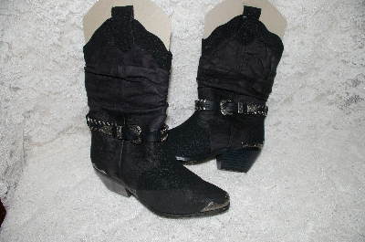 +MBAB #29-365  "1980's A.J. Valenci Fancy Black Leather Cowboy Boots"