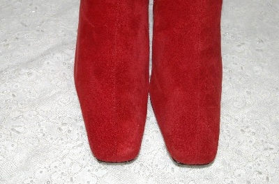 +MBAB #29-266  "1980's A.J. Valenci Chianti Suede Boots"