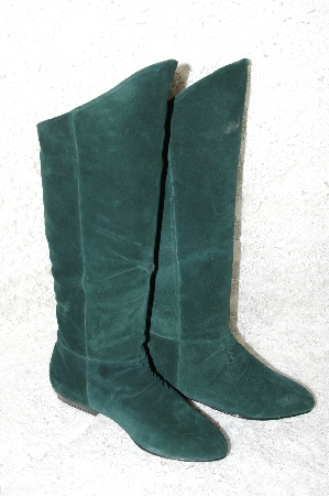+MBAB #29-040  "Checkers By Betco Green Suede Scrunch Boots"