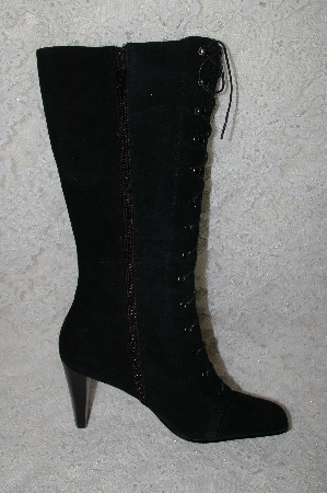 +MBAB #29-087  "Moda Black Lace Up Suede Boots"