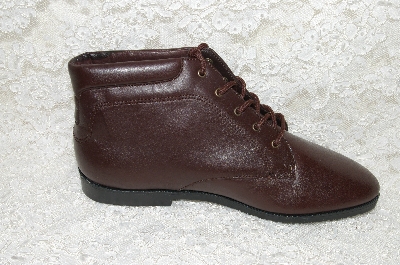 +MBAB #29-058  "Daness Chocolate Brown Leather Walking Shoes"