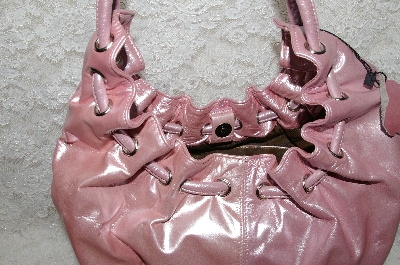 +MBAB#29-015  "The Find Pink Shinny Leather Hand Bag"