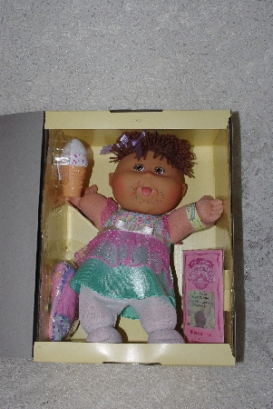 +MBAMG #79-059  "2008 Cabbage Patch 25th Anniversary Premier Edition Celebration Baby"